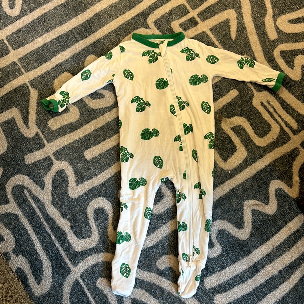 Kyte sleep footie monstera leaves